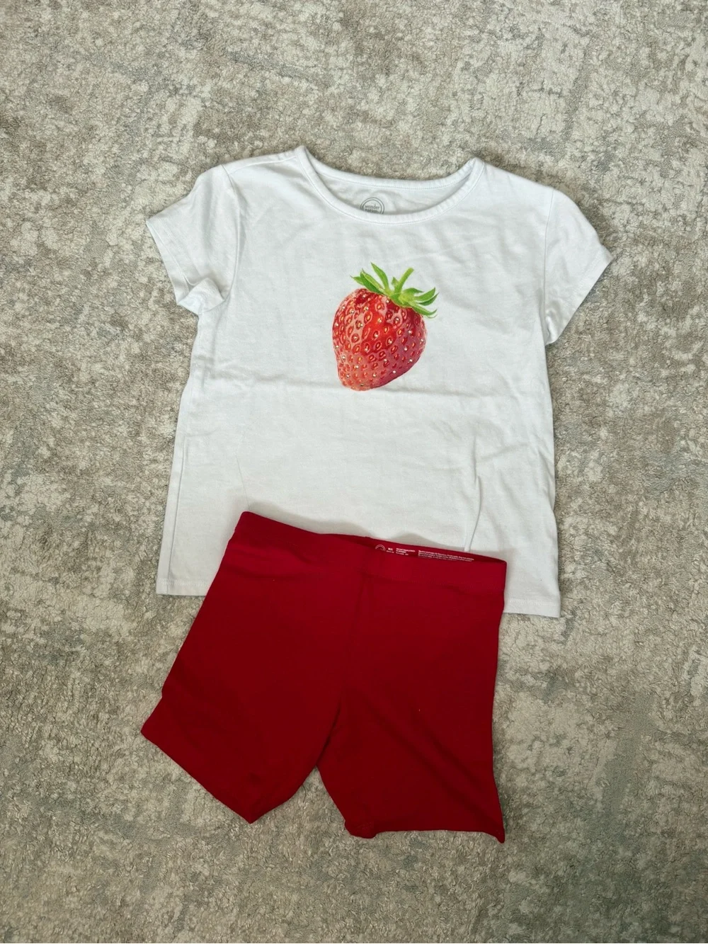 wonder nation White Strawberry Graphic Top & Red Shorts Set size M